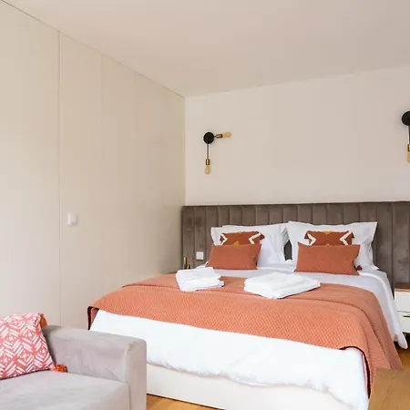 Bright Studio Near Douro River With Balcony And Ac Apartmán *