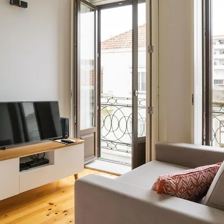 Bright Studio Near Douro River With Balcony And Ac *