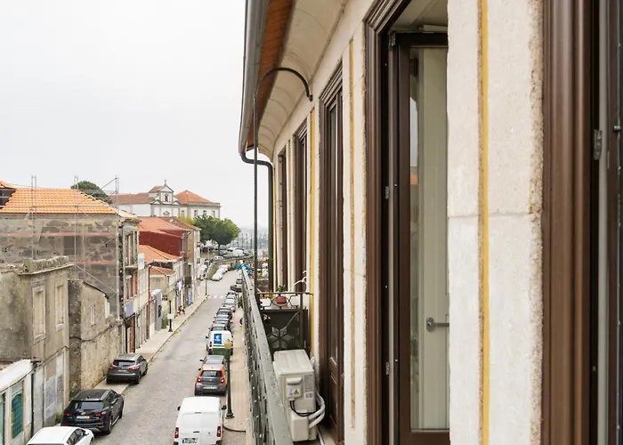 Bright Near Douro River - With Balcony Porto